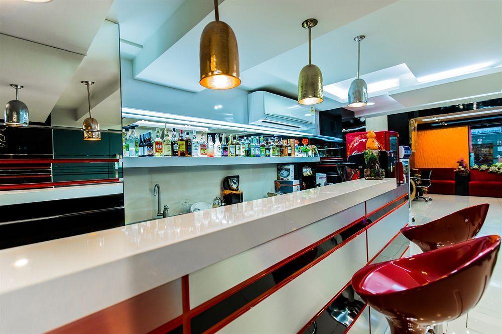 Le Touche Hotel Bangkok Dış mekan fotoğraf