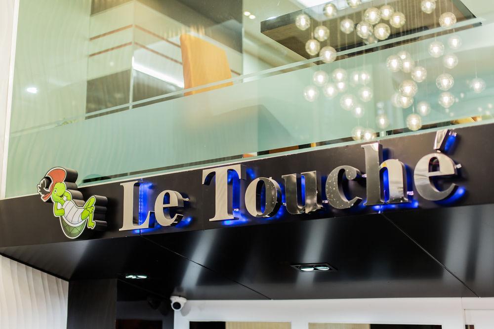 Le Touche Hotel Bangkok Dış mekan fotoğraf