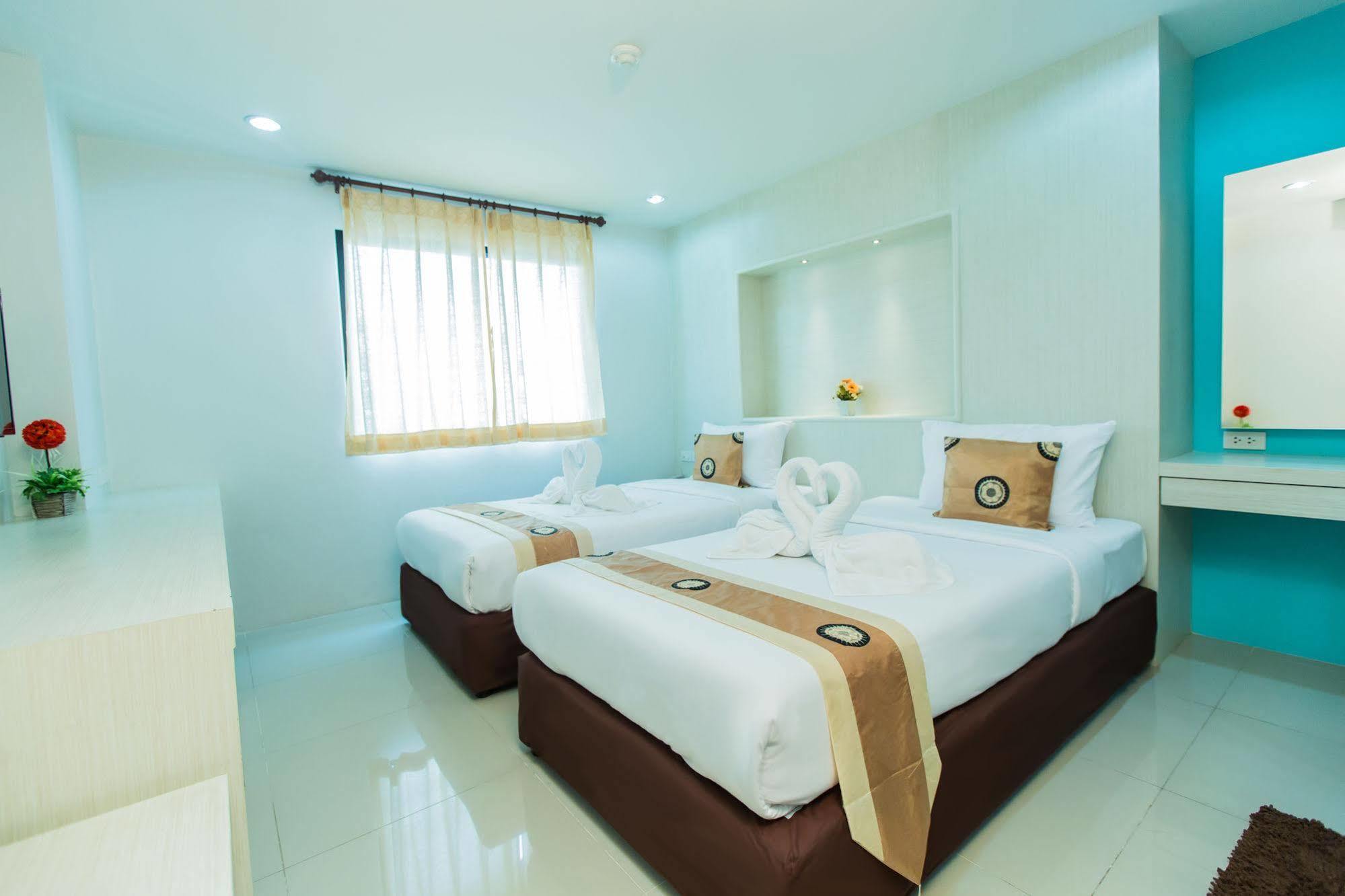 Le Touche Hotel Bangkok Dış mekan fotoğraf