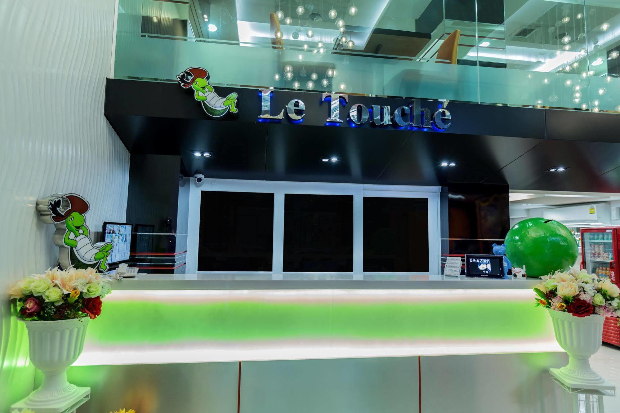 Le Touche Hotel Bangkok Dış mekan fotoğraf